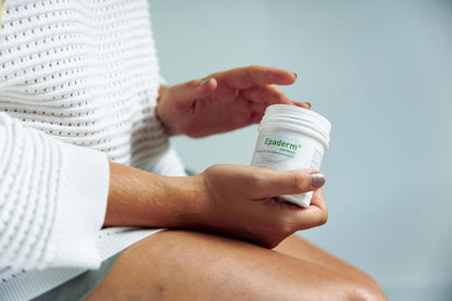 Epaderm Ointment for Eczema, Psoriasis and Dry Skin 1kg tub | 3-in-1 emollient formulated with clinically proven ingredients | Free from fragrance, colour, steroids, sodium lauryl sulphate (SLS) | Suitable for all ages, including babies