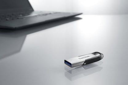 SanDisk Ultra Flair USB 3.0 128GB Flash Drive Review: Speed and Style