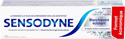 Sensodyne Whitening & Zahnstein Zahnpasta, stärkt, schützt und hellt empfindliche Zähne auf, 135 ml (Verpackung kann variieren)