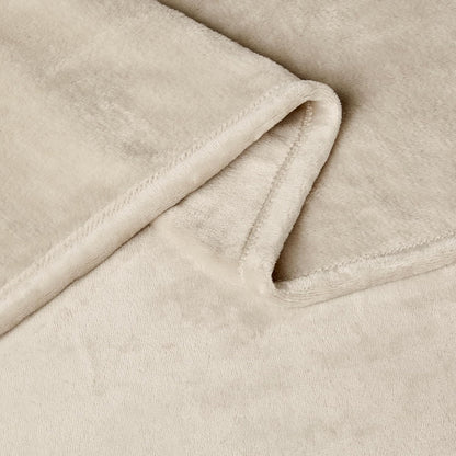 Cozy Up with the Amazon Basics Soft Fleece Throw Blanket