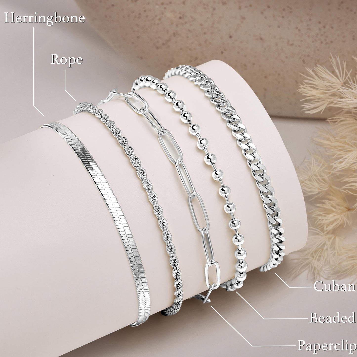 Goldarmbänder für Frauen Stapel Nicht Anlaufen, 14K Vergoldete Stapelbare Armbänder Set für Frauen Trendy, Wasserdicht Einfacher Schmuck Sets Geschenke Inklusive Perlen-/Kuban-/Büroklammer-/Fischgräten-/Seilglieder-Kette, Modeaccessoires