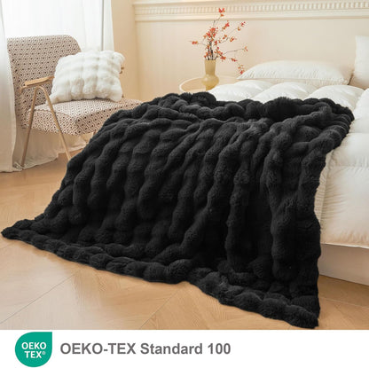 Luxurious Throws to Elevate Your Home Decor