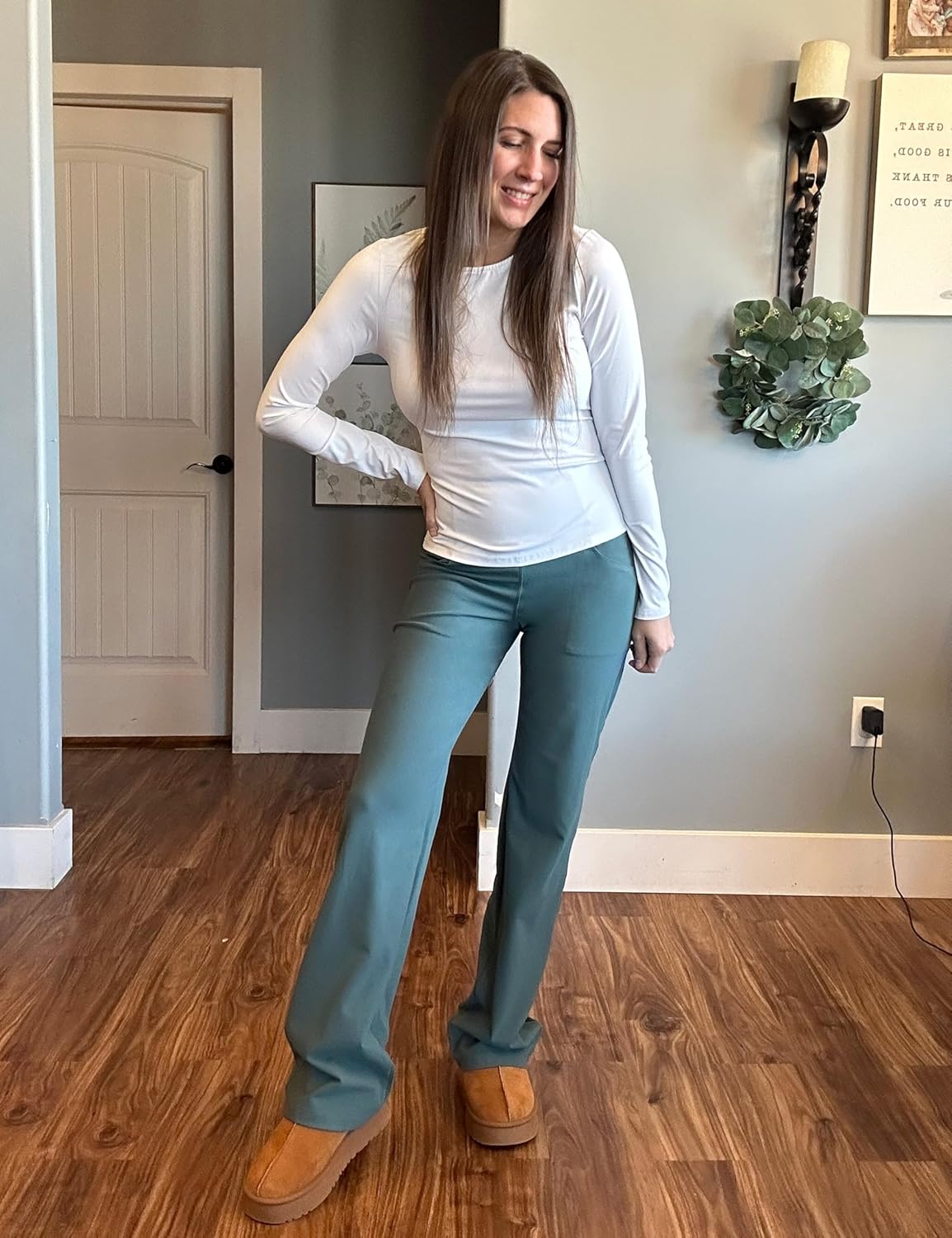 VOOVEEYA Yogahosen für Damen mit Taschen, gerade geschnittene Hose mit weitem Bein, hochtaillierte Business-Hose, petite/regulär//lang