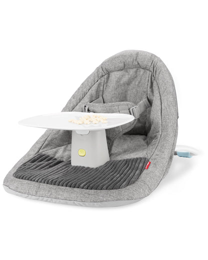 Skip Hop Baby Ergonomischer Aktivitäts-Bodenstuhl für aufrechtes Sitzen, leicht und reisefreundlich, Silver Lining Cloud Grey, Alter 0+