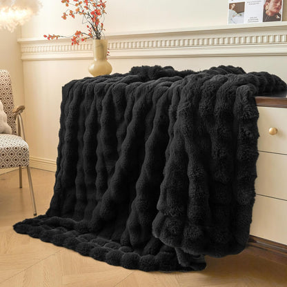 Luxurious Throws to Elevate Your Home Decor