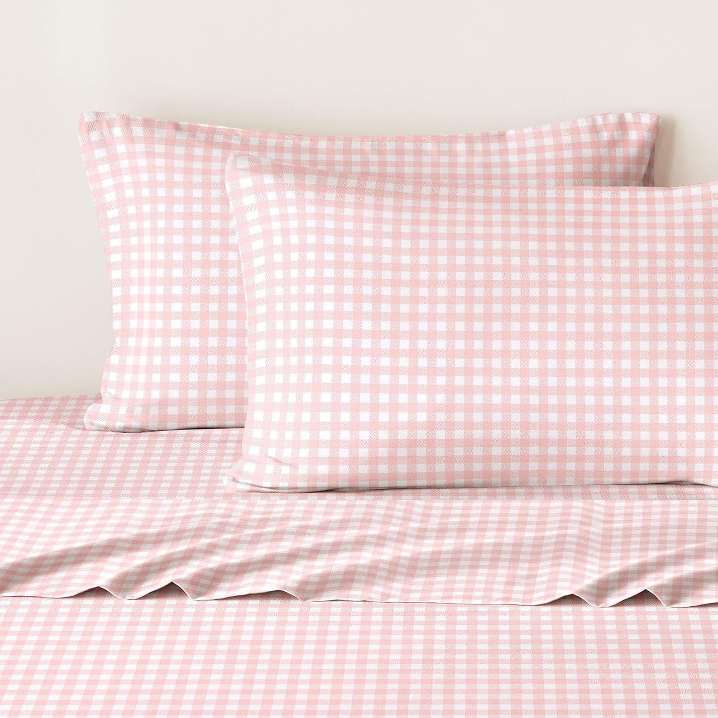 Wake In Cloud Gingham Bed Sheets Set Review: Soft, Cozy, and Stylish