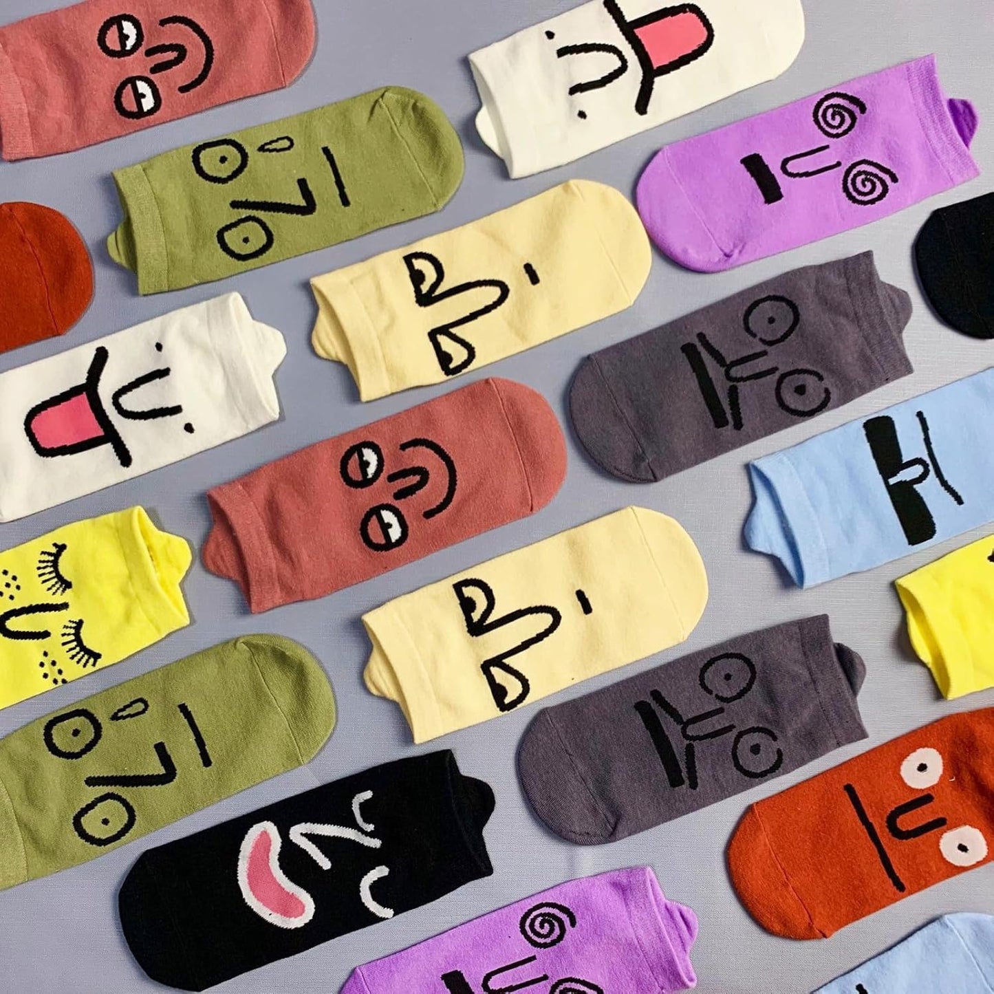 Lustige Crew Socken Bunte Neuheit Niedliche Casual Crew Socken Geschenkpackungen für Damen Herren