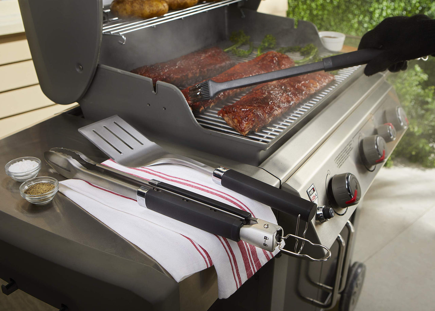Weber Precision 3‑Piece Grilling Tool Set – Stainless Steel Tongs, Spatula & Silicone Basting Brush with Non‑Slip Handles and Hands‑Free Locking - Grill Accessory Kit