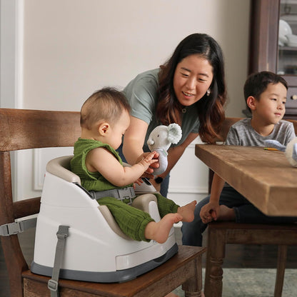 Ingenuity Baby Base 2-in-1 Sitzerhöhung mit Esstablett – Night Sky