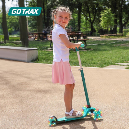 Gotrax KS1 Kinder-Roller, LED-Räder und 3-fach verstellbare Lenkerhöhe, Lean-to-Steer & breites Anti-Rutsch-Deck, 3-Rad-Roller für Jungen und Mädchen ab 3 Jahren und bis 45 kg