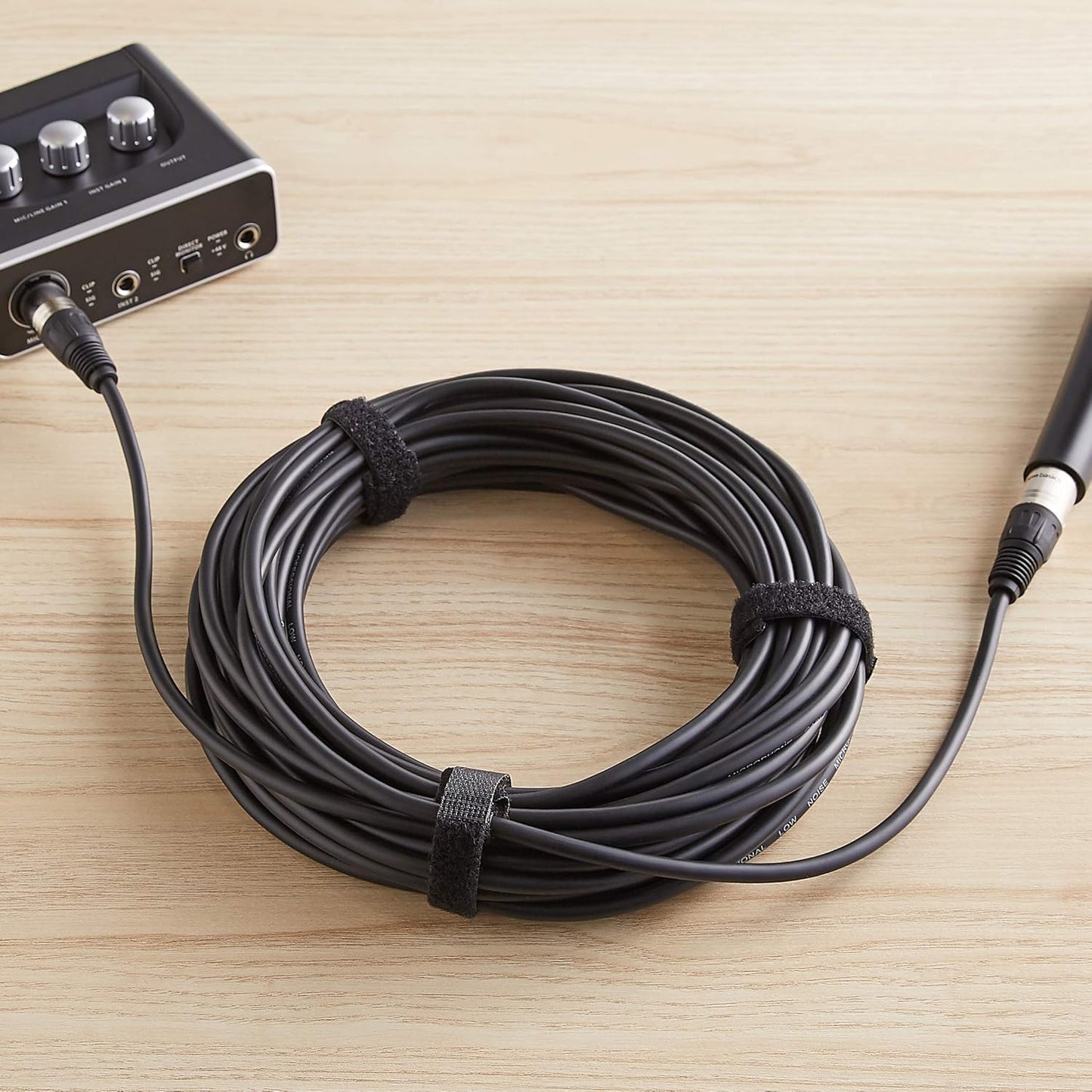 Amazon Basics XLR-Mikrofonkabel für Tonstudio-Lautsprecher, PA-System, Vollkupferleiter, 3 m, Schwarz