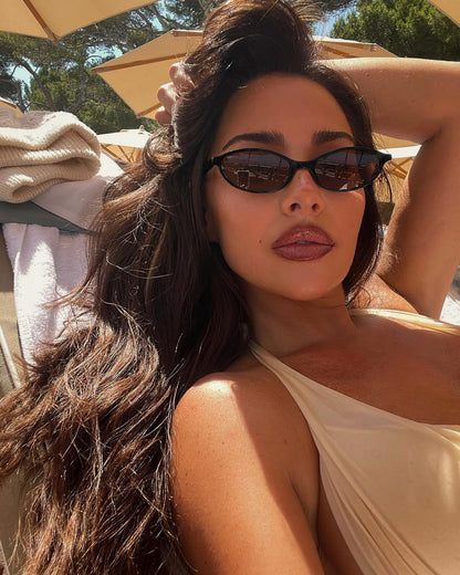 GUVIVI Retro Ovale Sonnenbrille für Damen Chic Cat Eye 90er Jahre Sonnenbrille Leichte Schmale Sonnenbrille Trendiger UV-Schutz Sonnenbrille