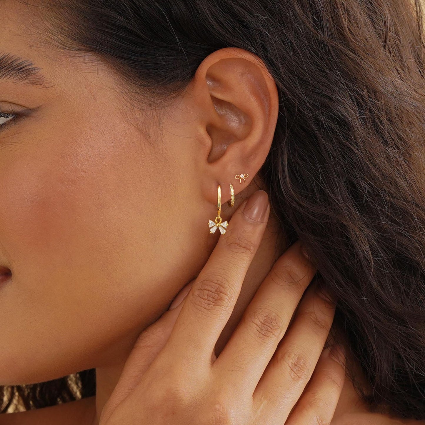 Gold Earrings For Women, Dainty Huggie Earrings Stack 14K Gold Plated Pearl Dangle Earrings for Women Trendy Cute Hypoallergenic Unique Gold Earring Stack Fashion Gold Jewelry Gifts