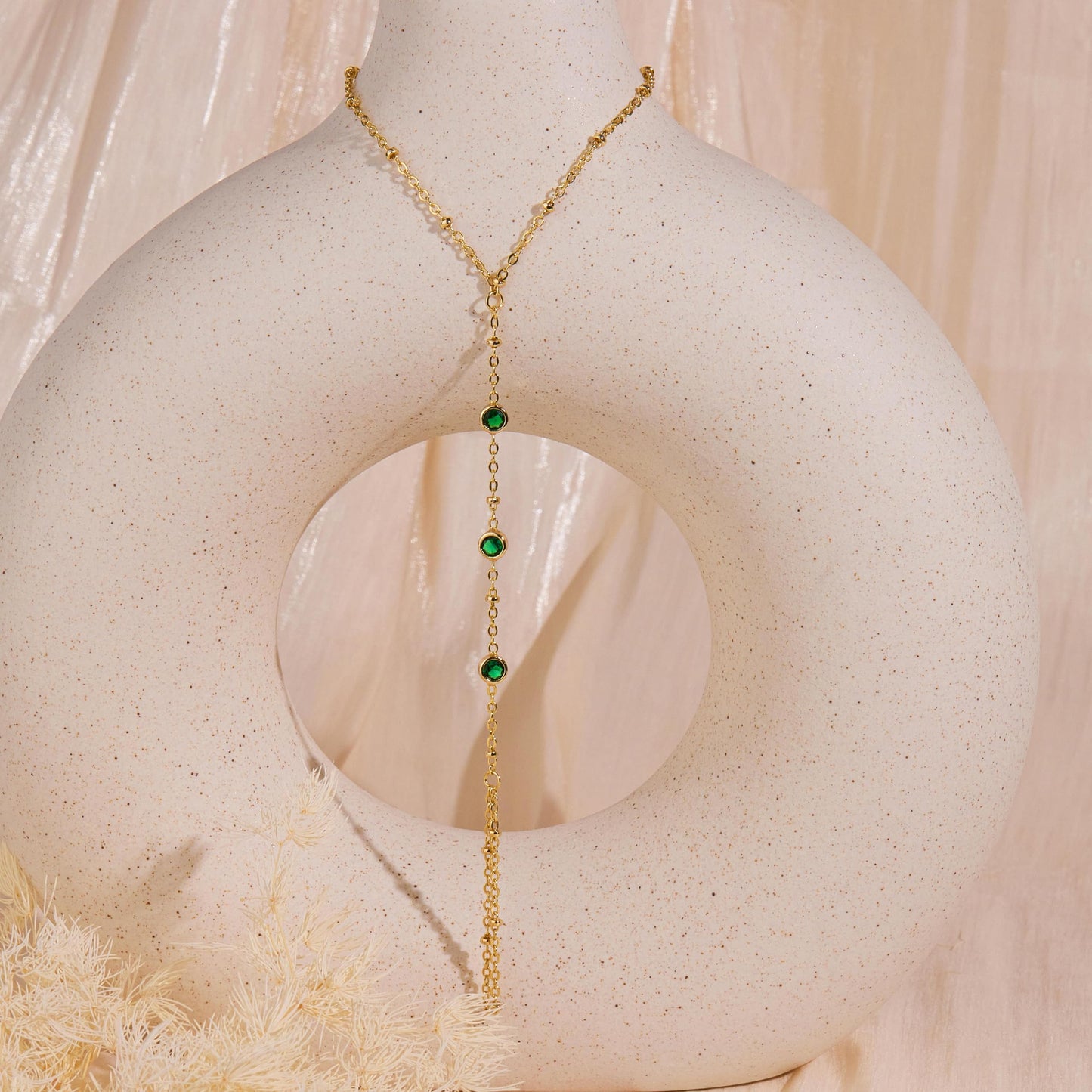 Goldarmbänder für Frauen Stapel Nicht Anlaufen, 14K Vergoldete Stapelbare Armbänder Set für Frauen Trendy, Wasserdicht Einfacher Schmuck Sets Geschenke Inklusive Perlen-/Kuban-/Büroklammer-/Fischgräten-/Seilglieder-Kette, Modeaccessoires
