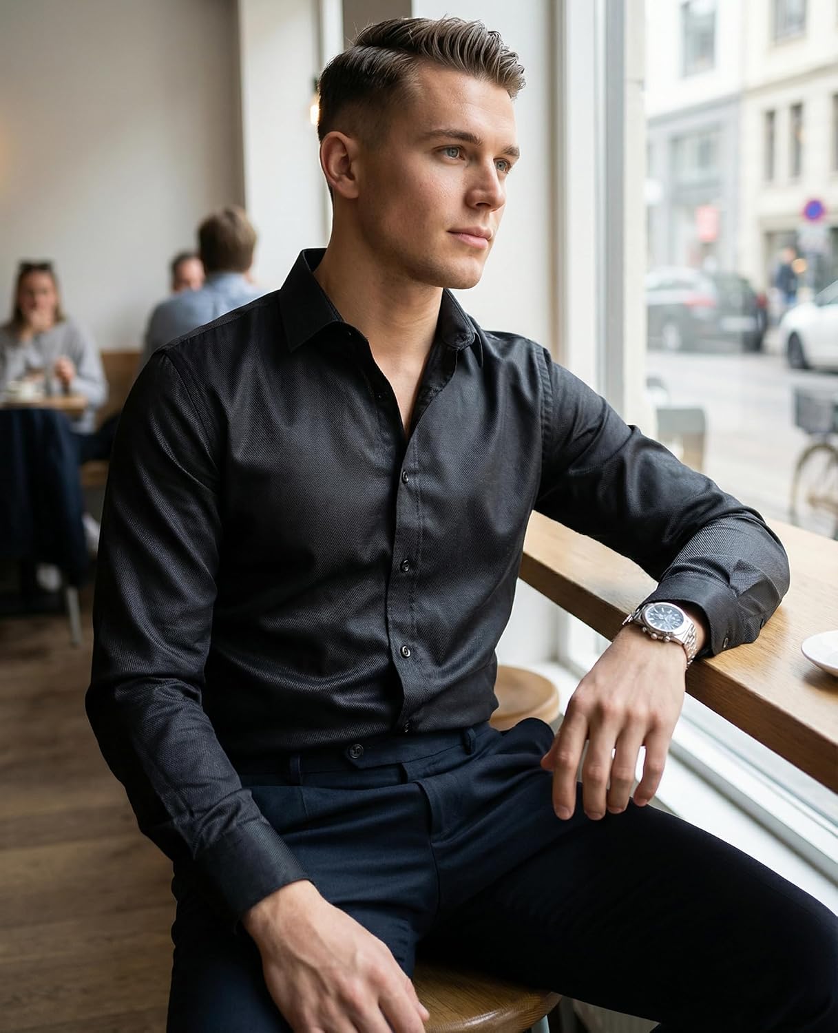 Beninos Men's Dress Shirts: A Solid Choice for Formal and Business Casual Occasions