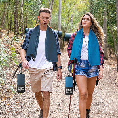 BOGI Mikrofaser Reise-Sporthandtuch – Schnelltrocknendes Handtuch, weiches, leichtes Mikrofaser Campinghandtuch, saugfähiges, kompaktes Reisehandtuch für Camping, Fitnessstudio, Strand, Bad, Yoga, Schwimmen, Rucksacktouren (M:40''x20''-Dunkelblau)