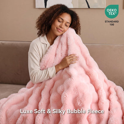 Smoofy Faux Fur Throw Blanket Review: A Luxurious Touch for Your Home