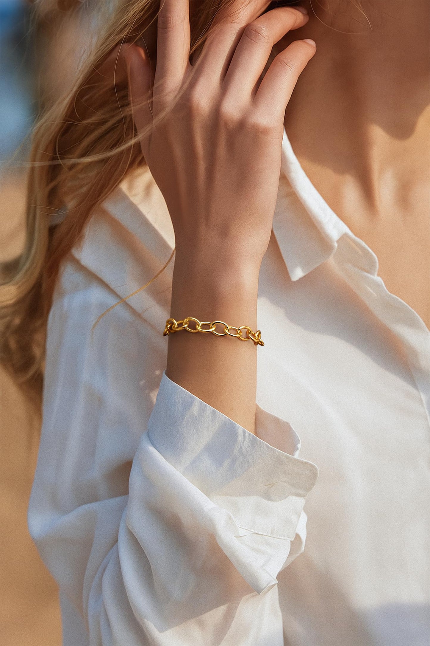 Goldarmbänder für Frauen Stapel Nicht Anlaufen, 14K Vergoldete Stapelbare Armbänder Set für Frauen Trendy, Wasserdicht Einfacher Schmuck Sets Geschenke Inklusive Perlen-/Kuban-/Büroklammer-/Fischgräten-/Seilglieder-Kette, Modeaccessoires