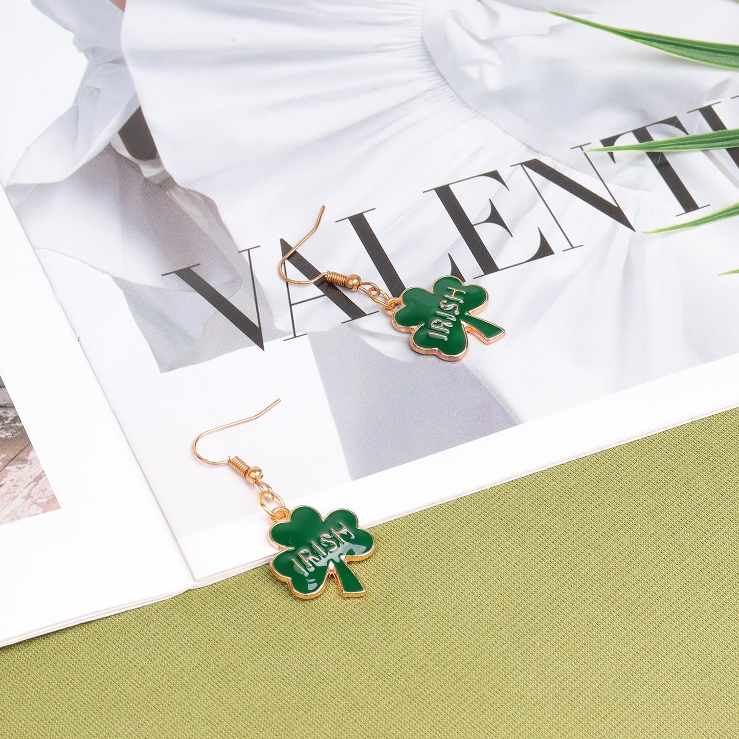 Prstvil St. Patricks Day Ohrringe, grüne Kleeblatt-Ohrringe für Damen, St. Patrick's Day Accessoires Glücksbringer Creolen (Grün-2)