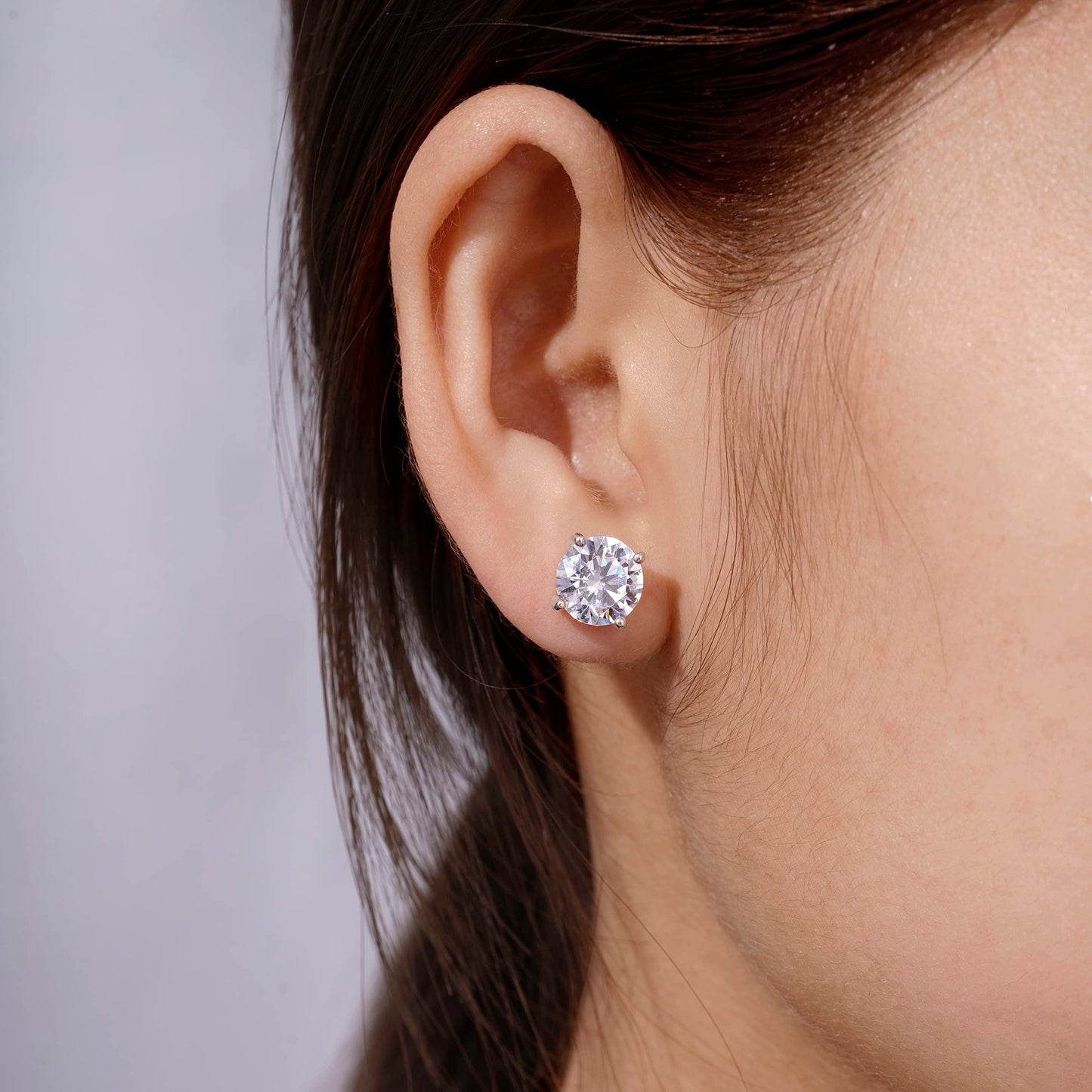 Amazon Essentials Yellow Gold Plated, Platinum or Rose Gold Plated Sterling Silver Infinite Elements Cubic Zirconia Stud Earrings | White, Blue, Green, or Pink Cubic Zirconia