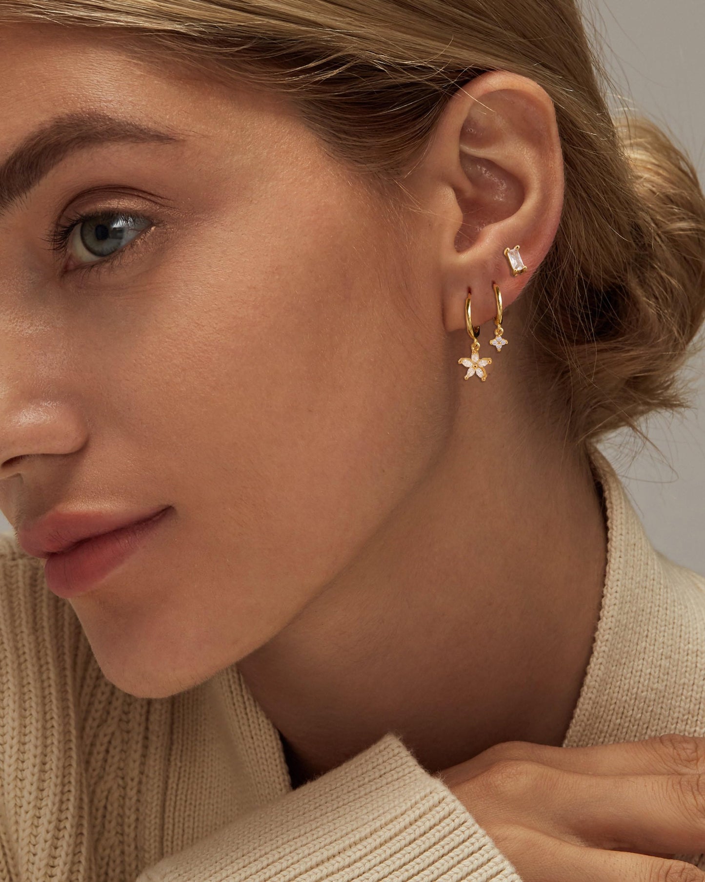Gold Earrings For Women, Dainty Huggie Earrings Stack 14K Gold Plated Pearl Dangle Earrings for Women Trendy Cute Hypoallergenic Unique Gold Earring Stack Fashion Gold Jewelry Gifts