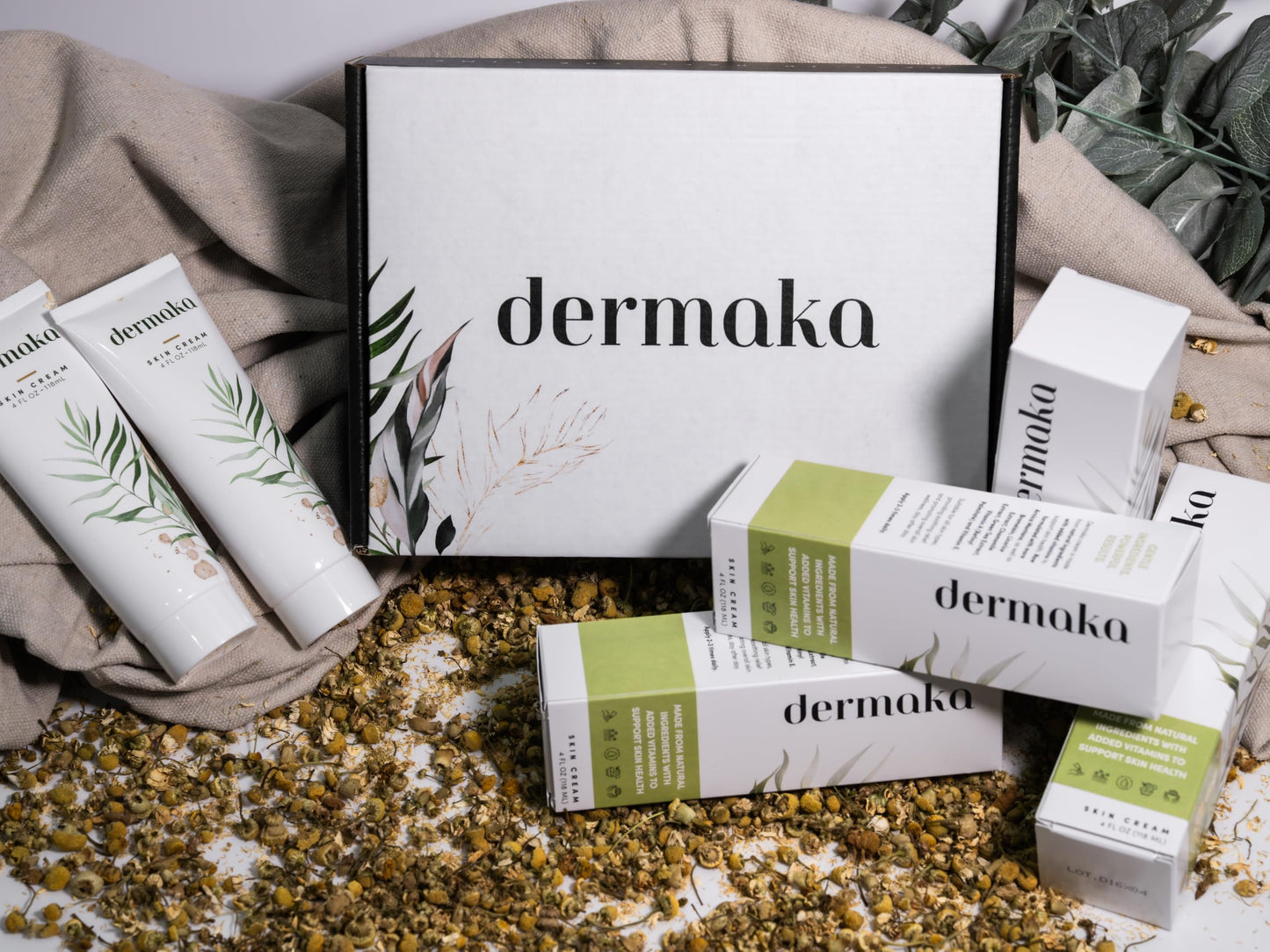 Dermaka Arnica Skin Care Cream (4 oz) – Moisturizing Botanical Cream with Arnica Montana, Bromelain, Vitamin A & E – Gentle Hydrating Cream for Face & Body, Sensitive Skin Friendly