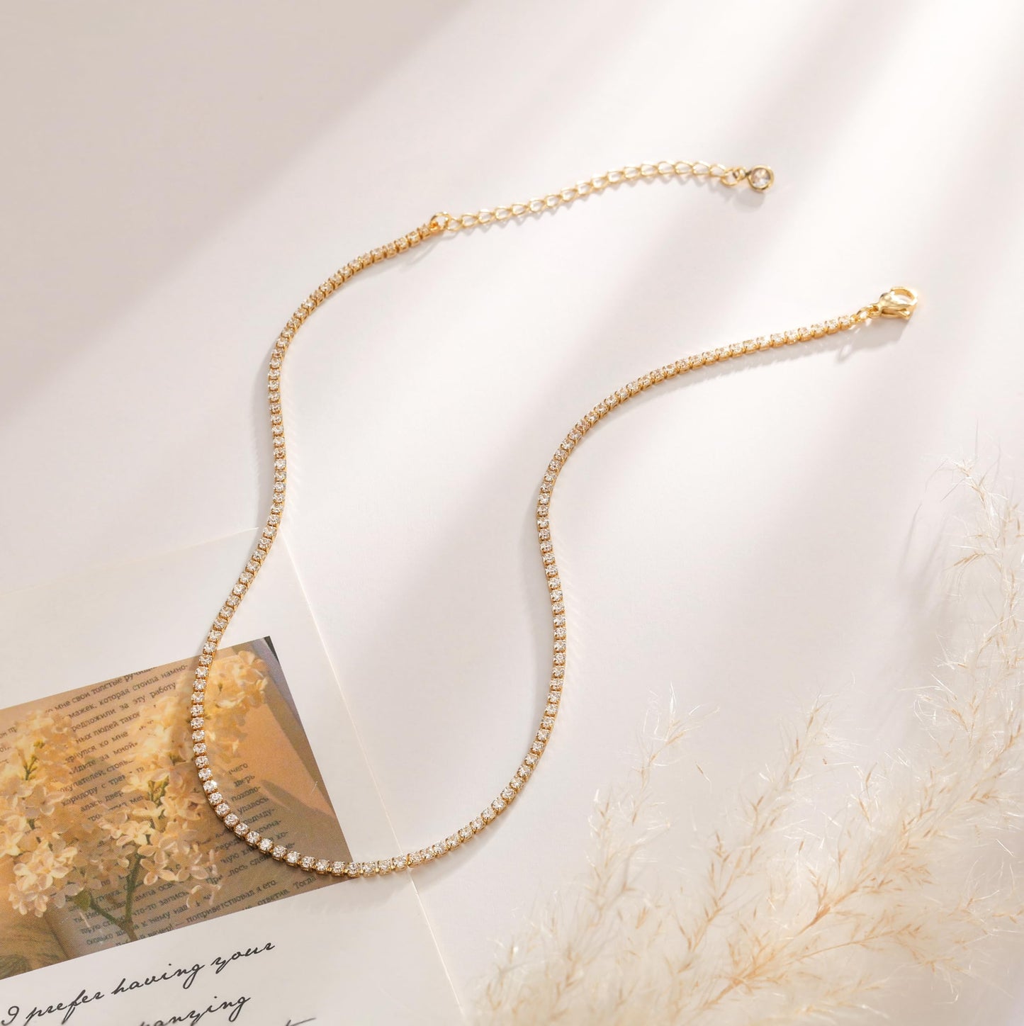 Robaice Tennis-Halskette für Damen, 14 Karat vergoldete Strass-Halskette für Frauen, zierliche Cubic Zirkonia geschliffene Kunst-Diamant-Kette 2 mm