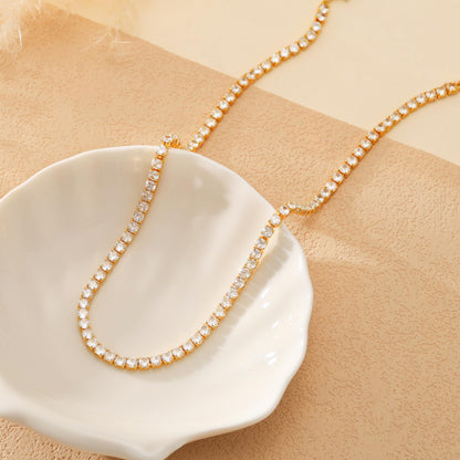 Robaice Tennis-Halskette für Damen, 14 Karat vergoldete Strass-Halskette für Frauen, zierliche Cubic Zirkonia geschliffene Kunst-Diamant-Kette 2 mm