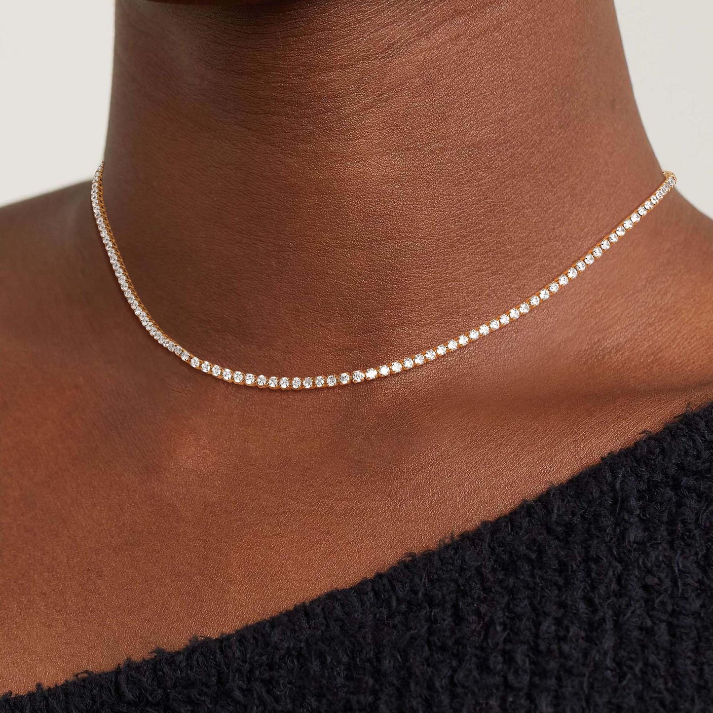 Robaice Tennis-Halskette für Damen, 14 Karat vergoldete Strass-Halskette für Frauen, zierliche Cubic Zirkonia geschliffene Kunst-Diamant-Kette 2 mm