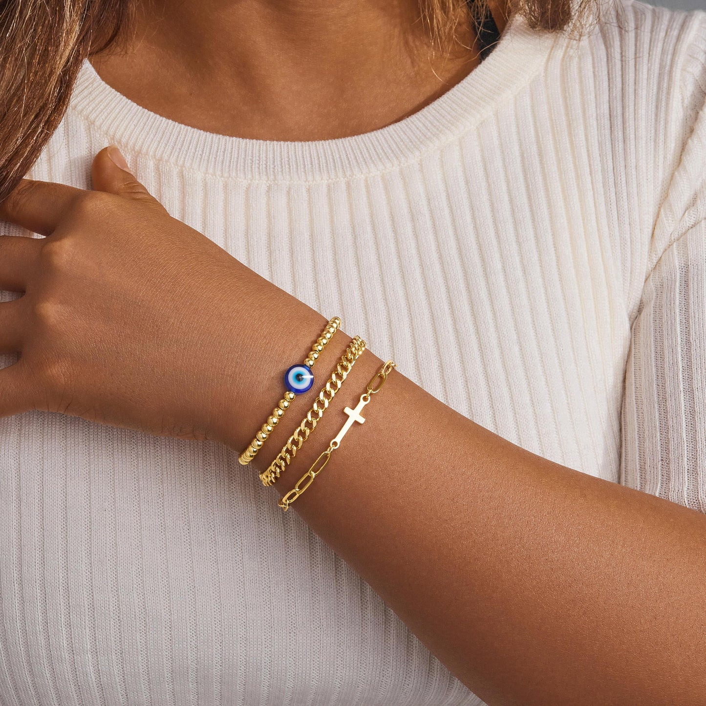 Goldarmbänder für Frauen Stapel Nicht Anlaufen, 14K Vergoldete Stapelbare Armbänder Set für Frauen Trendy, Wasserdicht Einfacher Schmuck Sets Geschenke Inklusive Perlen-/Kuban-/Büroklammer-/Fischgräten-/Seilglieder-Kette, Modeaccessoires