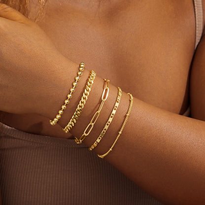 Goldarmbänder für Frauen Stapel Nicht Anlaufen, 14K Vergoldete Stapelbare Armbänder Set für Frauen Trendy, Wasserdicht Einfacher Schmuck Sets Geschenke Inklusive Perlen-/Kuban-/Büroklammer-/Fischgräten-/Seilglieder-Kette, Modeaccessoires