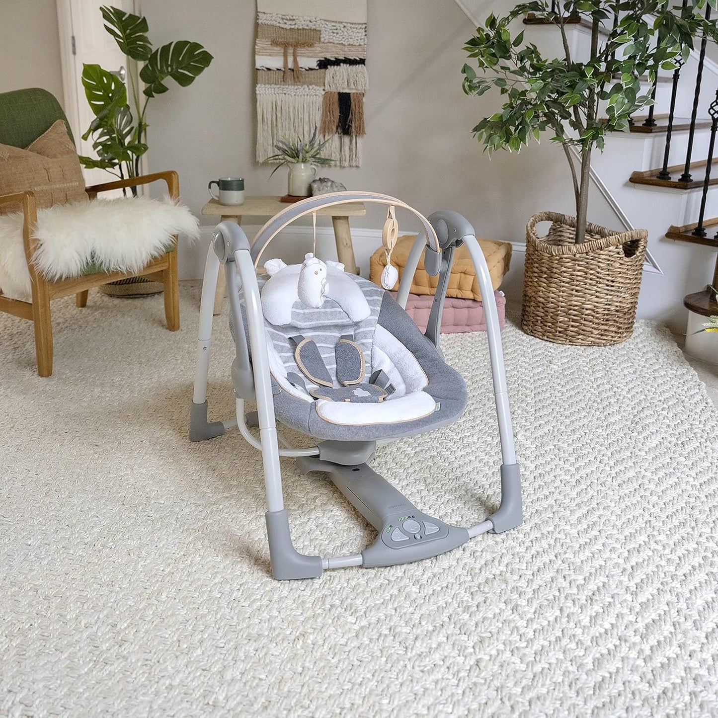Ingenuity ConvertMe 2-in-1 Kompakte tragbare automatische Babyschaukel & Babysitz, batteriebetriebene Vibrationen, Naturgeräusche, 0-9 Monate 2,7-9 kg (Raylan)
