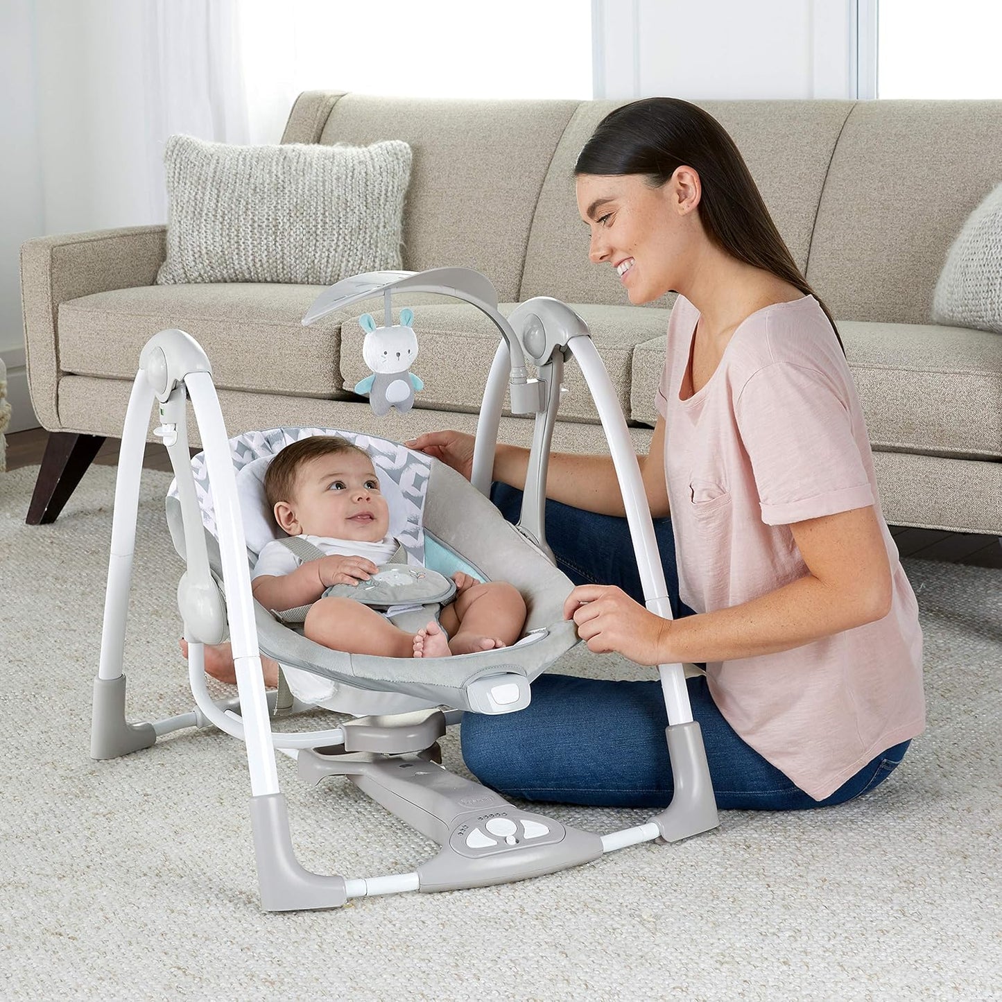 Ingenuity ConvertMe 2-in-1 Kompakte tragbare automatische Babyschaukel & Babysitz, batteriebetriebene Vibrationen, Naturgeräusche, 0-9 Monate 2,7-9 kg (Raylan)