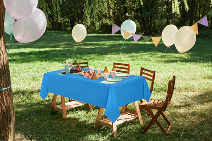Utopia Kitchen Einweg-Tischdecke aus Kunststoff (12er Pack – 137x274 cm) Weiß Rechteckige Tischdecke Wasserdicht Schmutzabweisend Party-Tischdecke