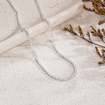 Robaice Tennis-Halskette für Damen, 14 Karat vergoldete Strass-Halskette für Frauen, zierliche Cubic Zirkonia geschliffene Kunst-Diamant-Kette 2 mm