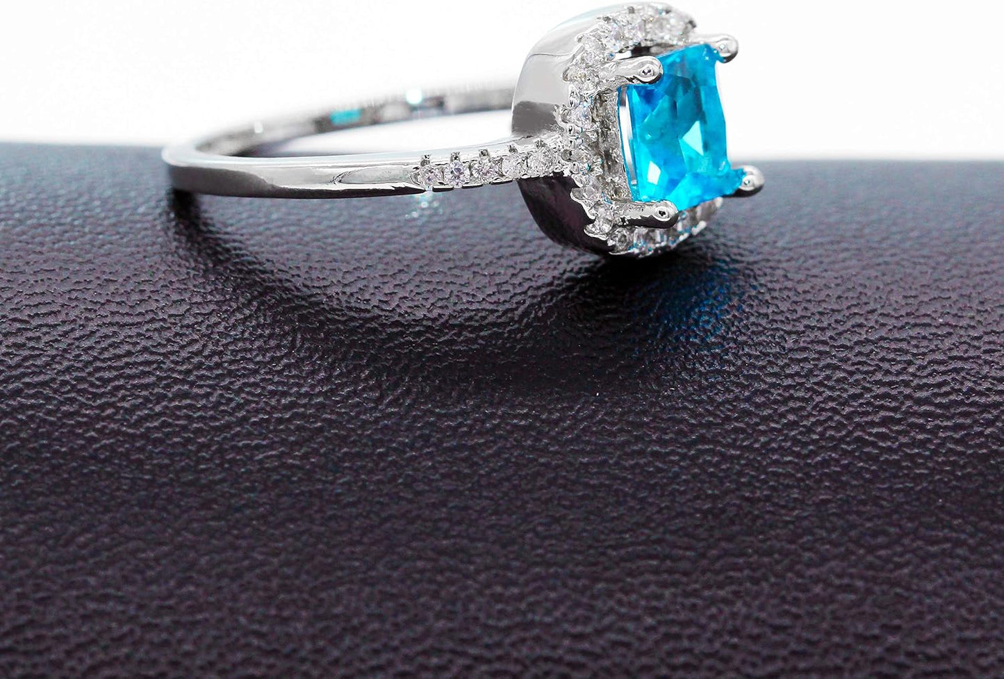 Uloveido Charm Rose Gold Plated Square CZ Crystal Wedding Engagement Rings for Women KR002