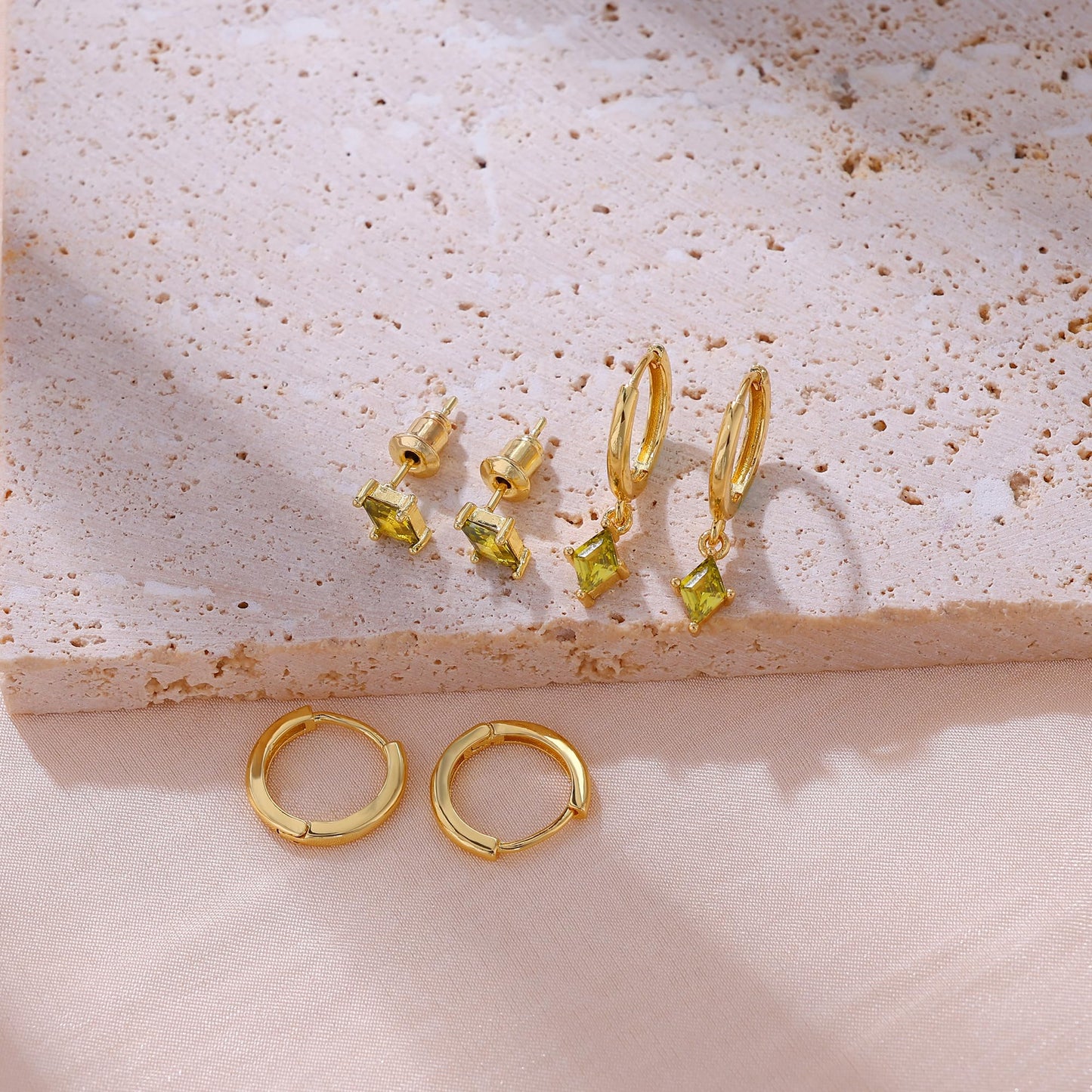 Gold Earrings For Women, Dainty Huggie Earrings Stack 14K Gold Plated Pearl Dangle Earrings for Women Trendy Cute Hypoallergenic Unique Gold Earring Stack Fashion Gold Jewelry Gifts