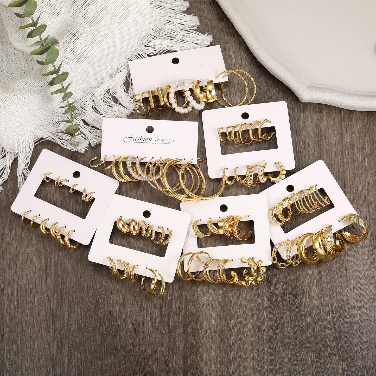 42 Paar goldene Creolen für Damen, Modisches klobiges Perlenohrring-Multipack, gedrehter Statement-Ohrring-Pack, hypoallergene kleine große Creolen für Geburtstagsfeiern (Gold-42 Paare)